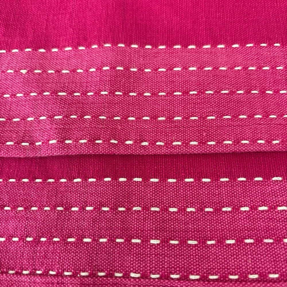 Vibrant Pink Table Runner Rough Cotton with White Topstitching 42 x 13 inches - Picture 2 of 3